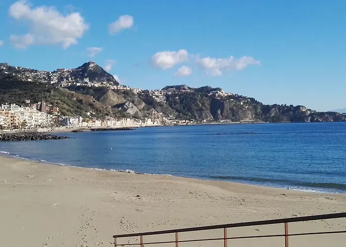 Candida Giardini Naxos