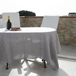 Candida Giardini-Naxos